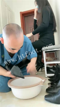 050443vjo5jn5jt25j2ap9.jpg