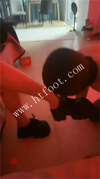 011039xd334d3uonlu49bk.jpg