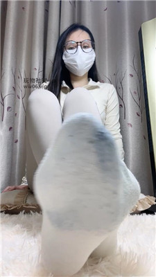 0rj5adyemnm.jpg