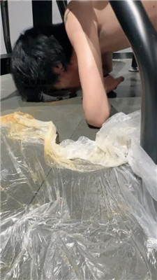 gm2ciiumrwt.jpg