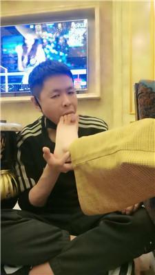 uwcm2zjyxk3.jpg