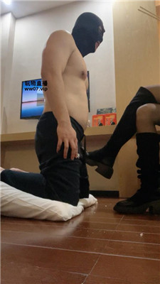 5xatwrwft5n.jpg