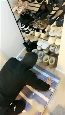 ua3jlgy0hff.jpg