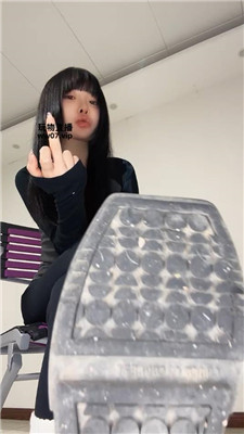ateeyaq2b0l.jpg