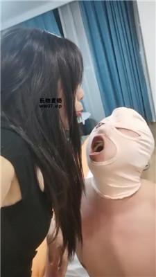 tzo3jvsnt1n.jpg