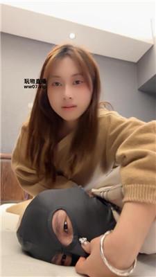 3am3jkhty11.jpg