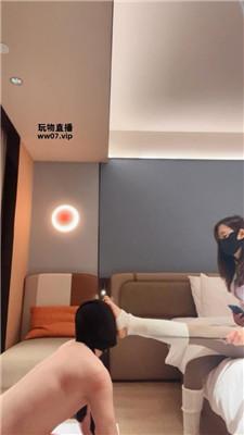 adf5q03yzbv.jpg