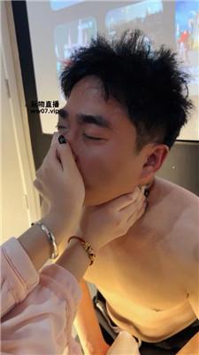 iv2oyxm5nlt.jpg
