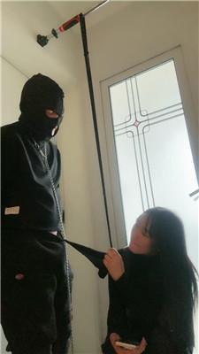 fyni5bze04f.jpg