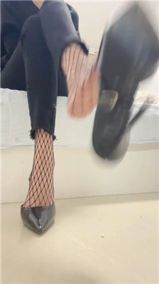 uettfq0s1rs.jpg