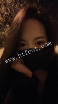023752b0bw9j5x4hiww074.jpg
