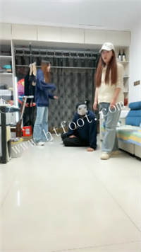 024221mw1t1phgh44rg1zz.jpg