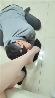 1m0lvvdnpf5.jpg