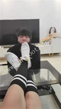 012808tvq9sbsy9vjvessr.jpg