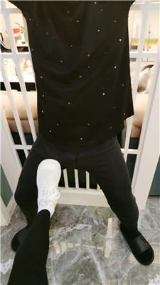 kg43gtt0w52.jpg