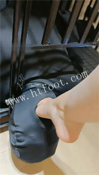 032203js444fz4a233daz3.jpg