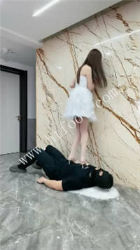 035409f85vn50endbxgig8.jpg