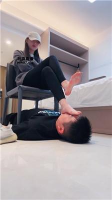 ggq4qby12n5.jpg