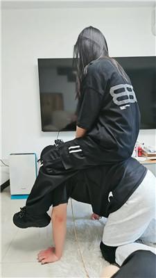 3b05m5yszty.jpg