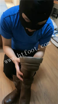 000932wtfg1wwf7rbu7913.jpg