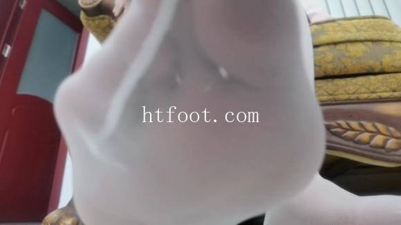 115216g8tu0unota0byy00.jpg