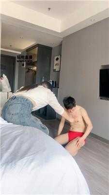 hotqfqdjewo.jpg