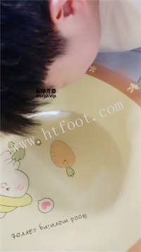 012448b5oa9a9055rw2uch.jpg