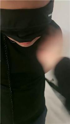 miexqcrzwg3.jpg
