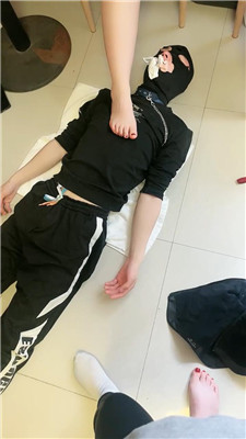 v23lwxhgaqa.jpg