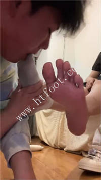 010018upnyys12xoxxyvdo.jpg