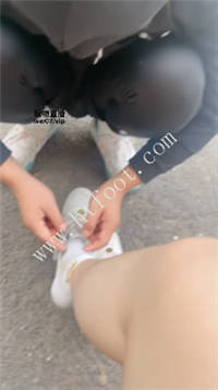 010837d9bk2k9r2j6ooiaq.jpg