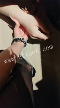 011654k090aw69a06aap0g.jpg