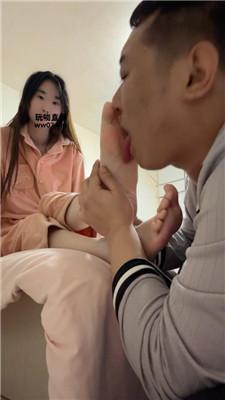 0wqq01pnuw0.jpg