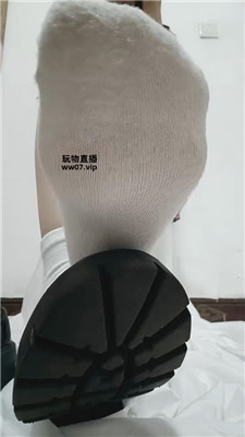 4n014k4hqp1.jpg