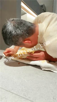 034628yy90fco9kcygoofg.jpg