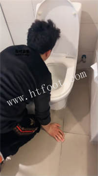 083343hks0uts1p58tg01o.jpg