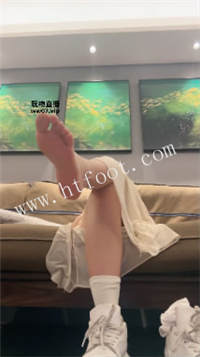 084448f7x5j3d53wd7z385.jpg