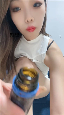 bu52lq5dzhl.jpg