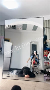 091010p3z89u933yhft333.jpg