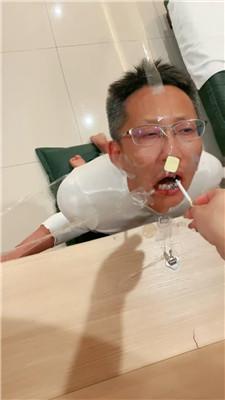 vn0g2qsn220.jpg