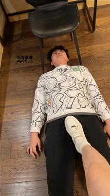 qc3polbtnoe.jpg