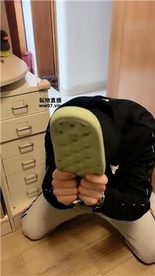 4ls50a0ztul.jpg