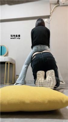yuhwkx0nf52.jpg