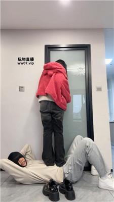 mj55yikpw53.jpg