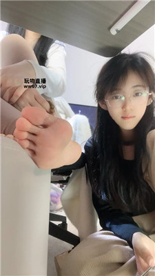 d5uwxfcminv.jpg
