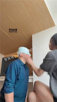 023430bro5vntk05t3wto1.jpg