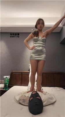 guexwqroab3.jpg