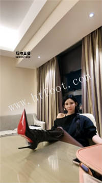 021247je97917rqhg1kg94.jpg