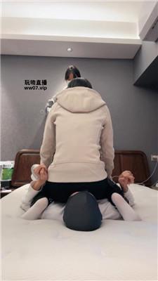 wmns3jfok4w.jpg