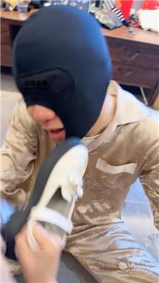 tubxagtw2yg.jpg